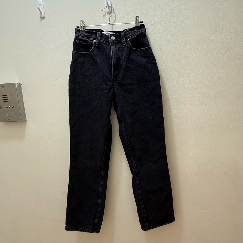 Abercrombie & Fitch The 80’s Mom High Rise (Curve Love).